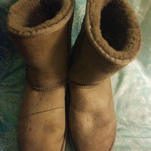 Gray classic Ugg boots Sz 7